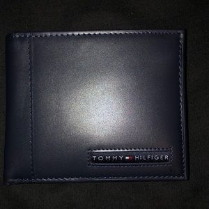 Tommy Hilfiger wallet